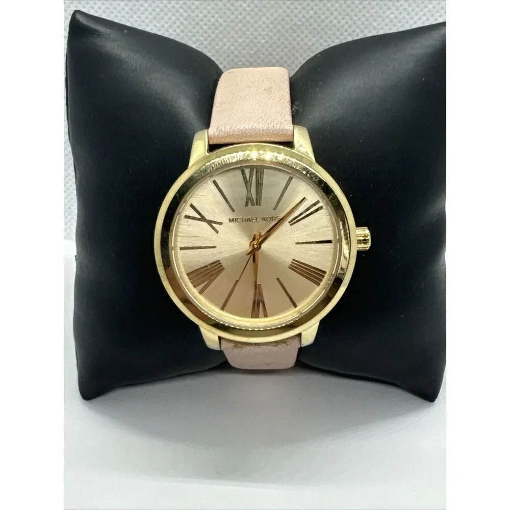 Michael Kors Hartman MK2558 Women's Pink Leather Analog Dial Quartz Watch JNA683